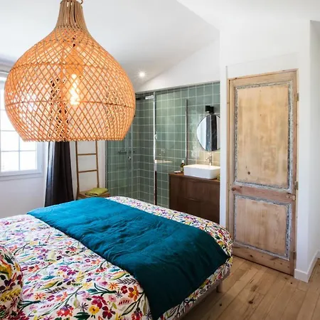 Appartamento Les De Charly-superbe Duplex Dans Un Particulier, Parking Privé Gratuit