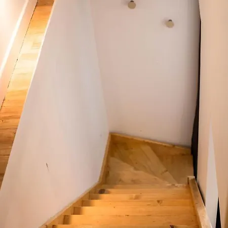 Appartamento Les De Charly-superbe Duplex Dans Un Particulier, Parking Privé Gratuit *