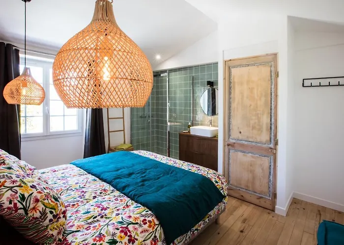 Apartment Les De Charly-superbe Duplex Dans Un Particulier, Parking Prive Gratuit